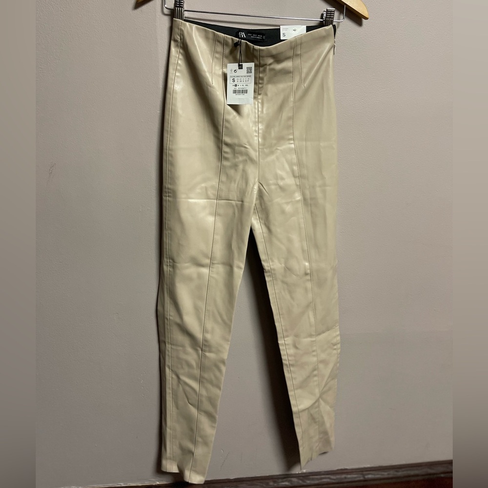 Zara Beige Faux Leather High-Rise Leggings. Size S, NWT
